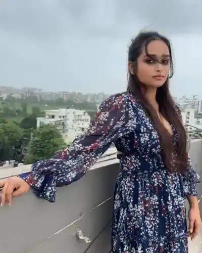 Shirpur Escorts